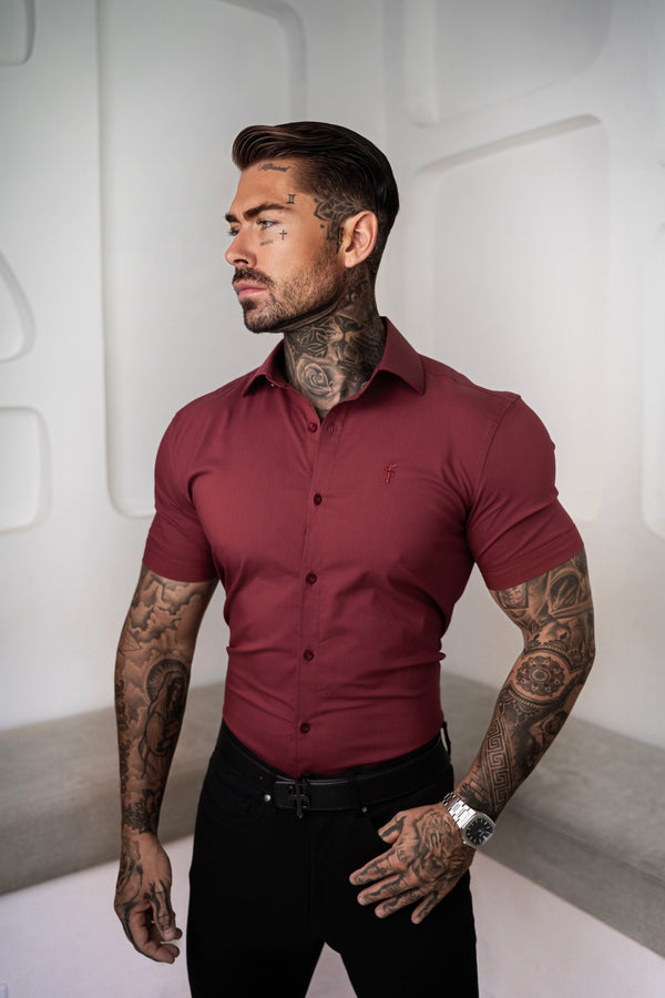 Father Sons Muscle Fit Advanced Stretch Oxblood Short Sleeve with Cutaway Collar - FS1205